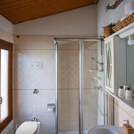 Casa vacanze Bloom And Wood - A Zen Retreat At Emily